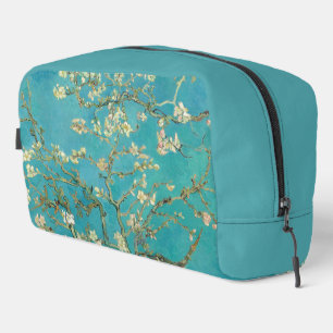 Trousse De Toilette Almond Blossom, 1890 par Vincent van Gogh