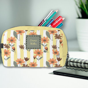 Trousse De Toilette Cottagecore Fall Blossations on Stripes Nom person