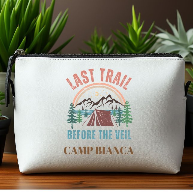 Trousse De Toilette Dernier Sentier Avant Le Week-End De Bachelorette  (Créateur téléchargé)