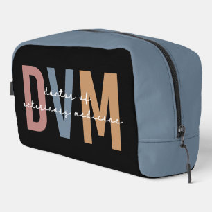 Trousse De Toilette Médecin DVM personnalisé en médecine vétérinaire
