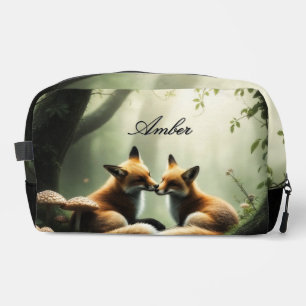Trousse De Toilette Renard câlin dans une forêt brumeuse Personnalisé 