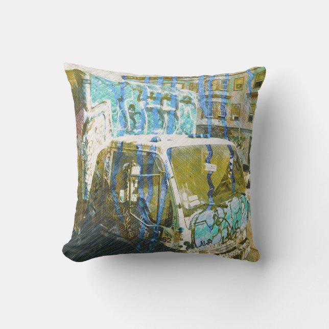 Truck-A-Licious Bang ( graffiti Love ) Throw Pillow (Front)