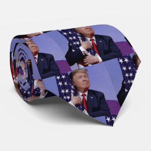 Trump 2020 - Keep America Great Tie