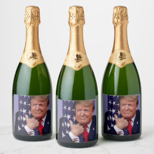 Trump 2020 - President Trump Hugging the Flag Sparkling Wine Label