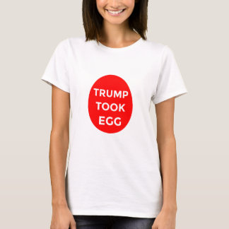 Trump a pris un t-shirt