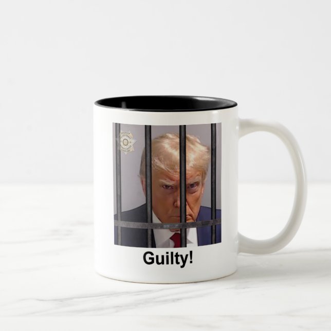 Trump Mug "Coupable !" (Droit)