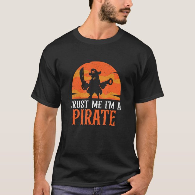 Trust Me I'm A Pirate Funny Leg Prosthetic Leg Amp T-Shirt (Front)