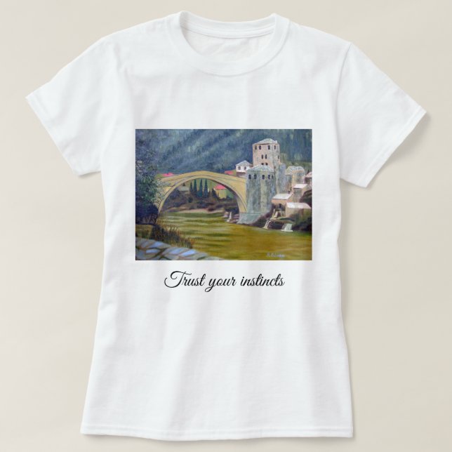 Trust your instincts T-Shirt (Design Front)