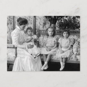 Tsarina of Russia with Olga, Tatiana and Maria Postcard