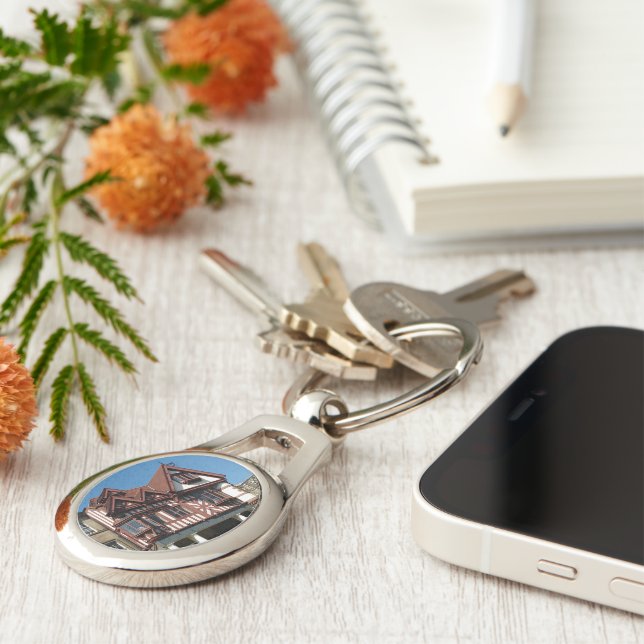 Tudor oak frame building, Edinburgh, Scotland Keychain (Side)