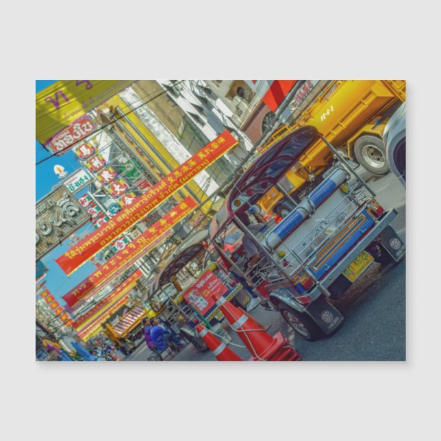 Tuk Tuk of Thailand (Front)