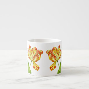 Tulipes ardentes sur une tasse de café express