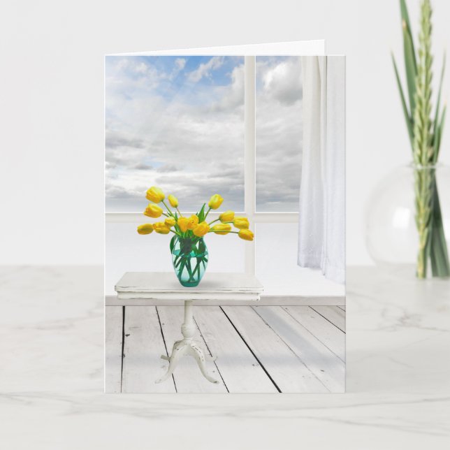 Tulipes jaunes et fenêtre Carte d'anniversaire (Devant)