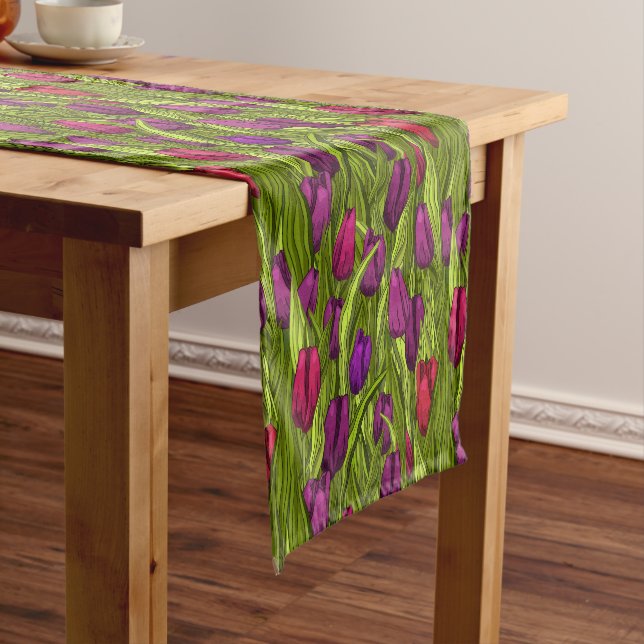 Tulips Short Table Runner (In Situ)
