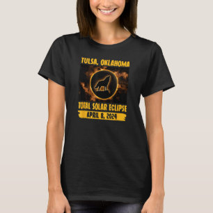 Tulsa Oklahoma Total Solar Eclipse Wolf Howling At T-Shirt