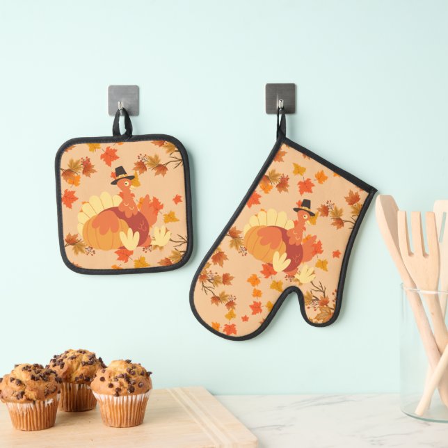Turkey in the Fall Oven Mitt & Pot Holder Set (Insitu(Hanging))