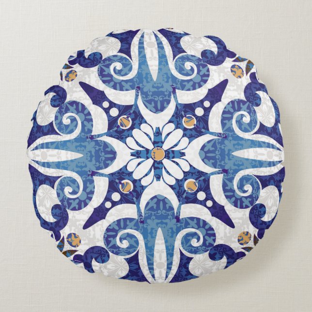Turkish Colourful: Vintage Eastern Pattern Round Pillow (Front)