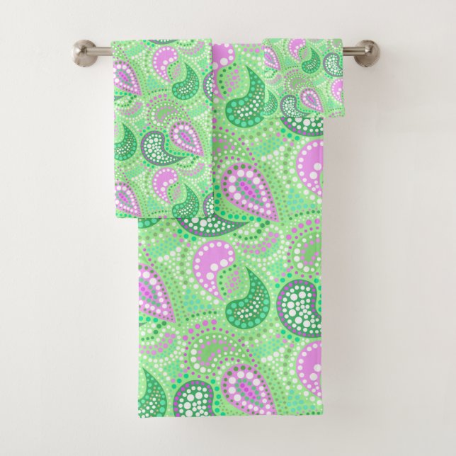 Turkish cucumbers abstract polka dot pattern bath towel set (Insitu)