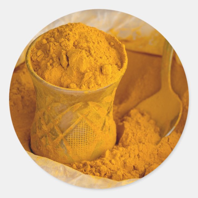 Turmeric powder classic round sticker (Front)