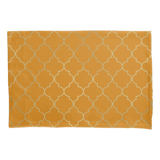Turmeric Yellow & Gold Quatrefoil Pattern Pillowcase (Front)