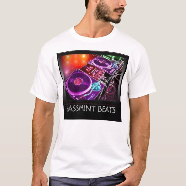 turntables T-Shirt (Front)