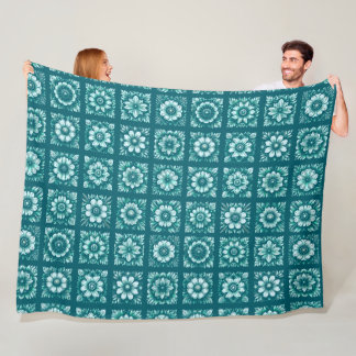 Turquoise Flowers Patterned Fleece Blanket