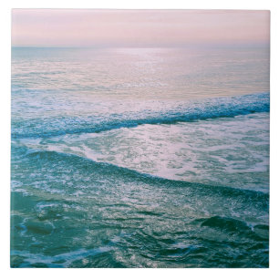 Turquoise ocean wave pattern tile