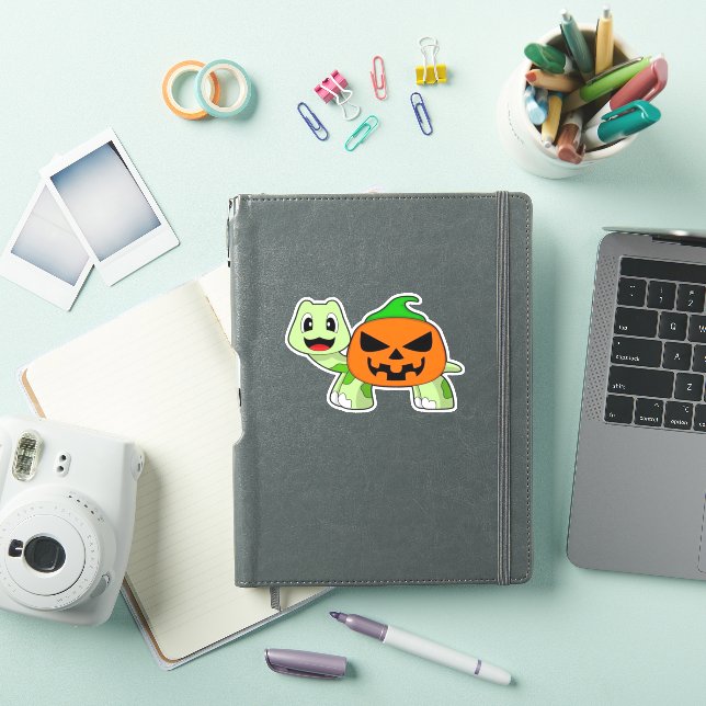 Turtle Halloween Pumpkin Classic T-Shirt (iPad Cover)