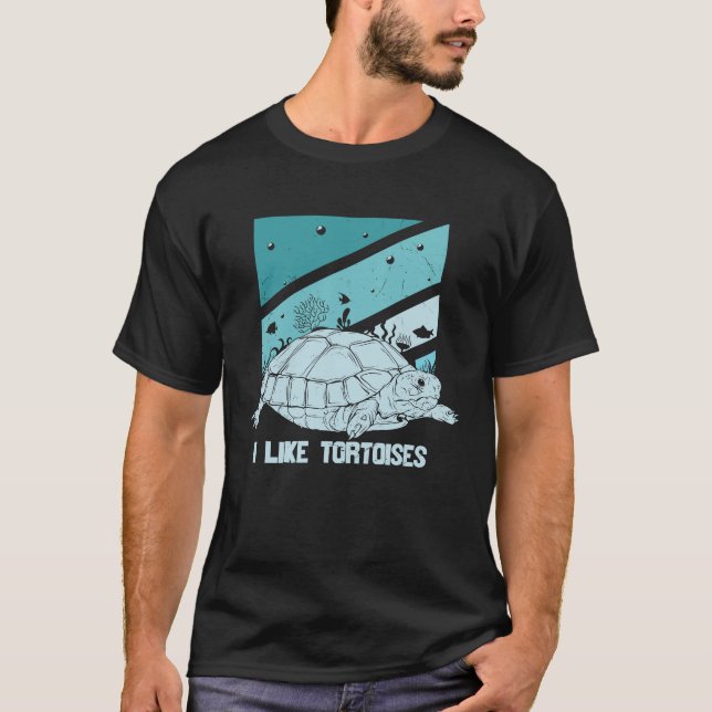 Turtle   Tortoise Sea Animal Plus Size Graphic T-Shirt (Front)