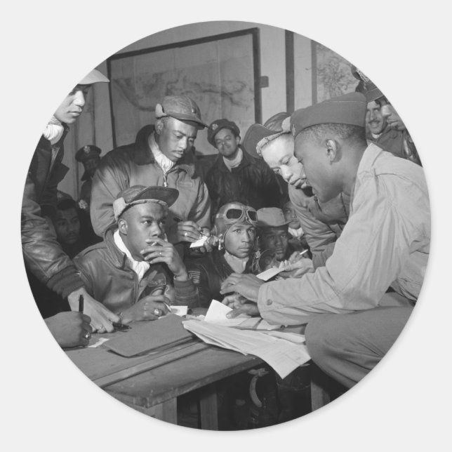 Tuskegee Airmen 332nd Fighter Group Pilots Classic Round Sticker (Front)
