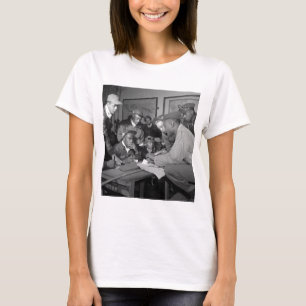 Tuskegee Airmen 332nd Fighter Group Pilots T-Shirt