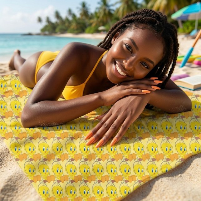 Tweety Beach Towel (Creator Uploaded)