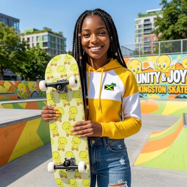 Tweety Skateboard (Creator Uploaded)