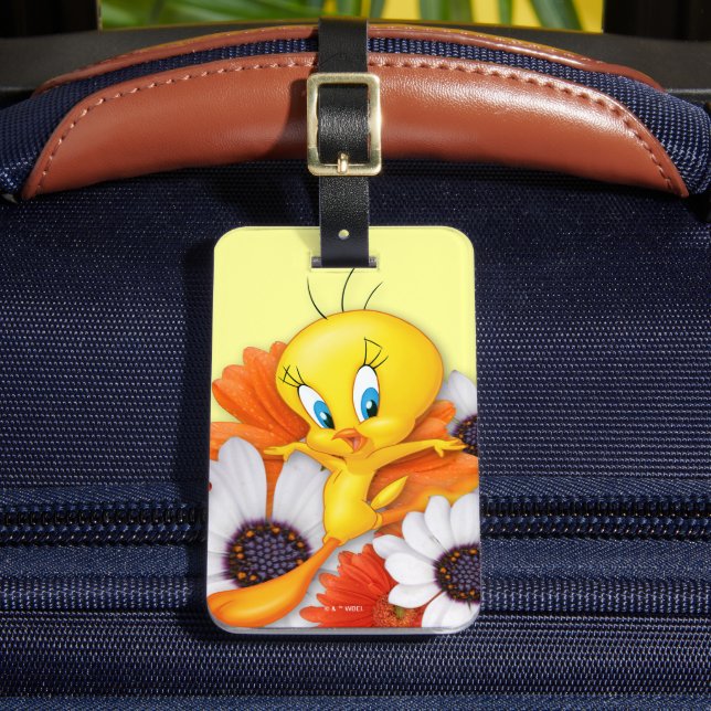 TWEETY™ With Daisies Luggage Tag (Front Insitu 2)