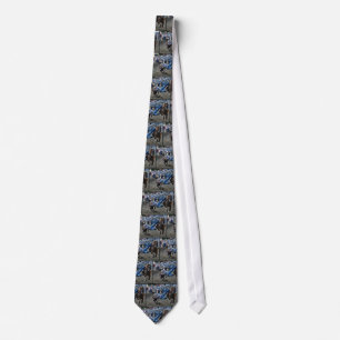 Twisting Horns Tie