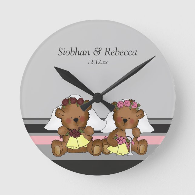 Two Bride Teddy Bears Round Clock (Front)