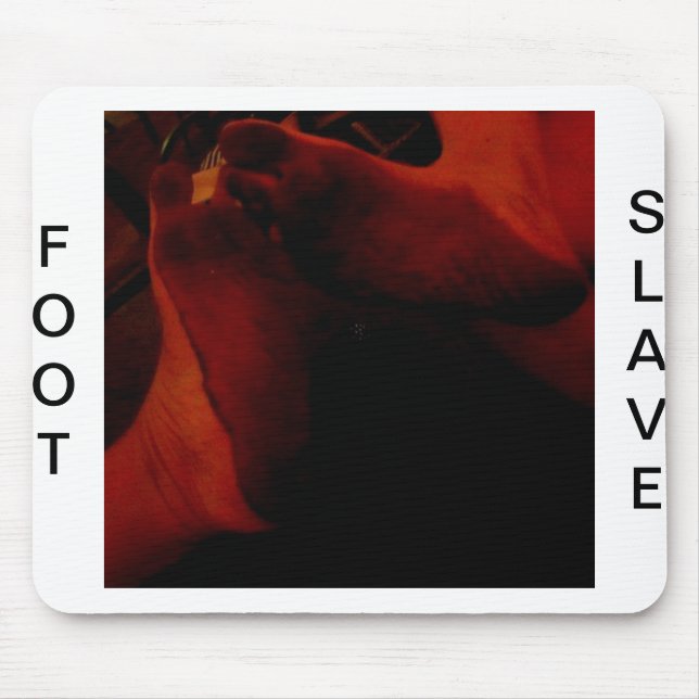 TWO DIRTY FEET MOUSE PAD (Front)