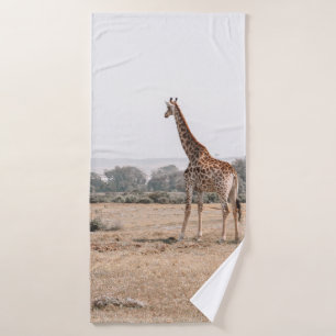 TWO GIRAFFES BATH TOWEL