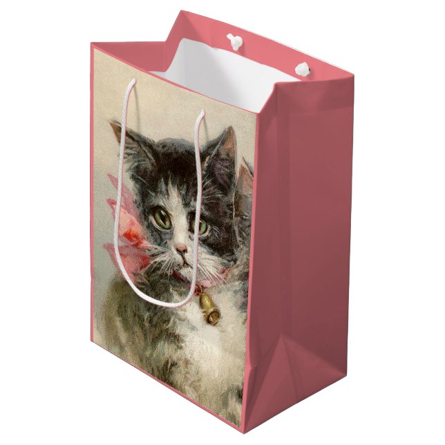 Two lovely Victorian kittens Medium Gift Bag (Front Angled)