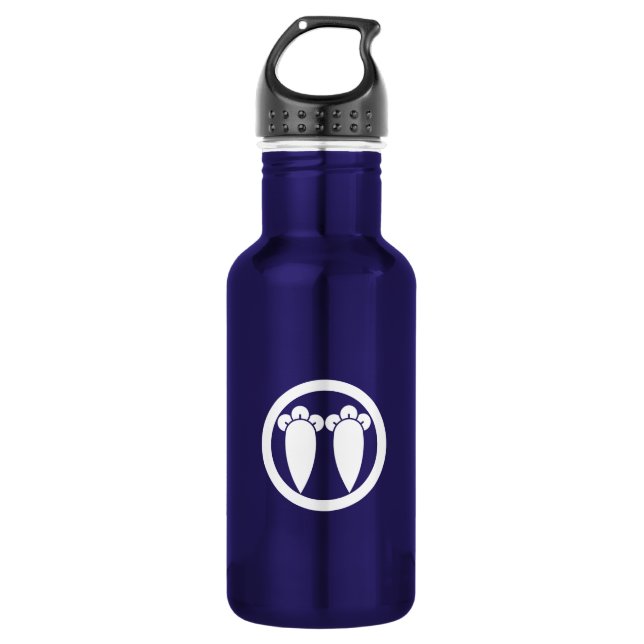 Two parallel cloves in a circle 532 ml water bottle (Front)