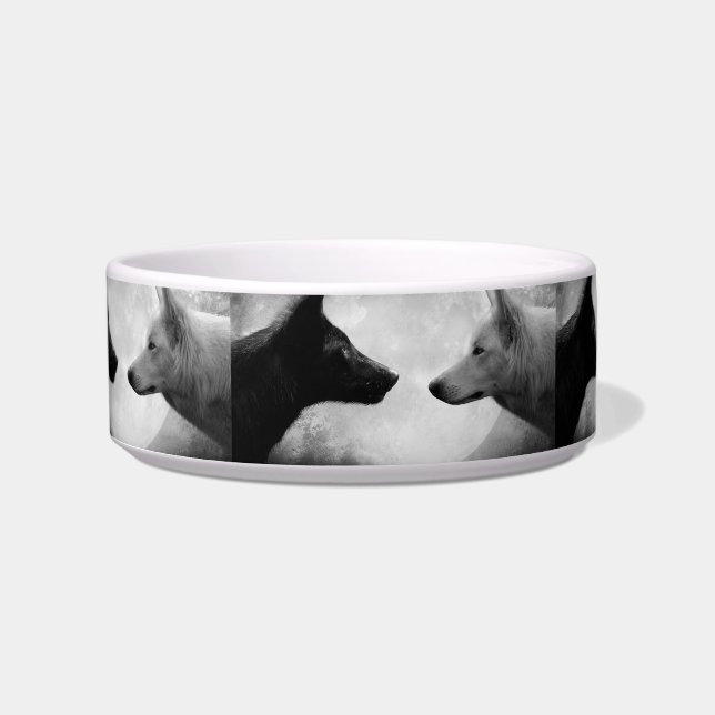 Two wolves facing each other bowl (Front)