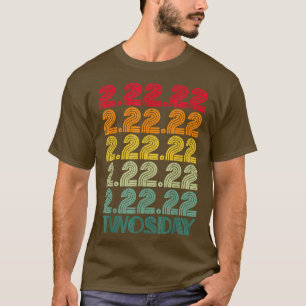 TWOSDAY February 22nd 2022 Funny 22222 Retro Vinta T-Shirt