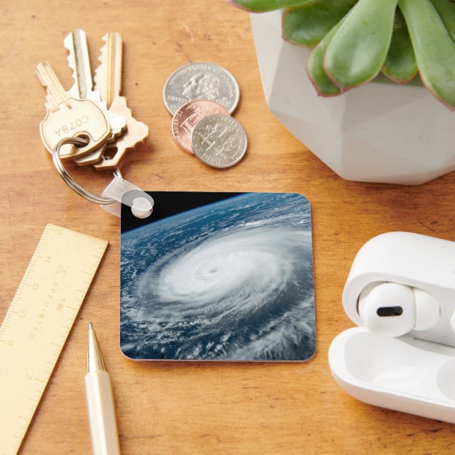 Typhoon Hinnamnor. Keychain (Desk)