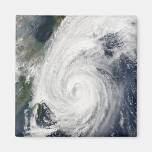 Typhoon Tokage south of Japan Magnet
