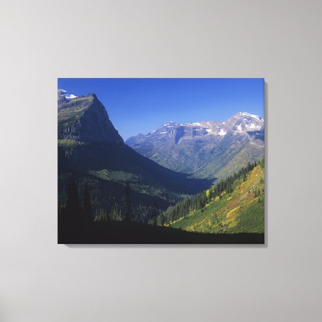 U-shaped glacial valley in the Rocky Mountains in Canvas Print (Front)