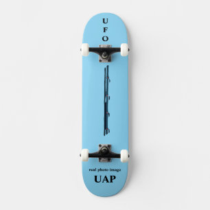 UFO SKATEBOARD