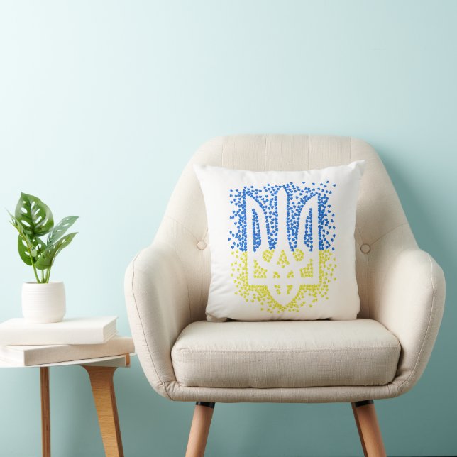 Ukrainian emblem trident tryzub scattering hearts throw pillow (Chair)