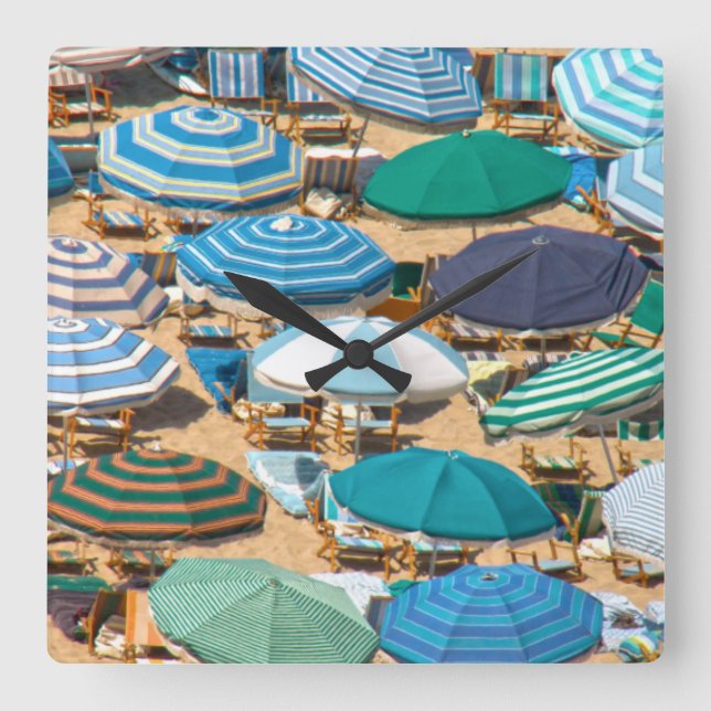 Umbrella 4 square wall clock (Front)