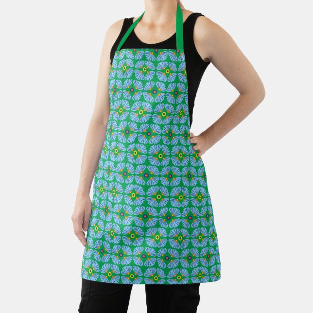 Umbrella Flowers Medium Apron (Insitu)