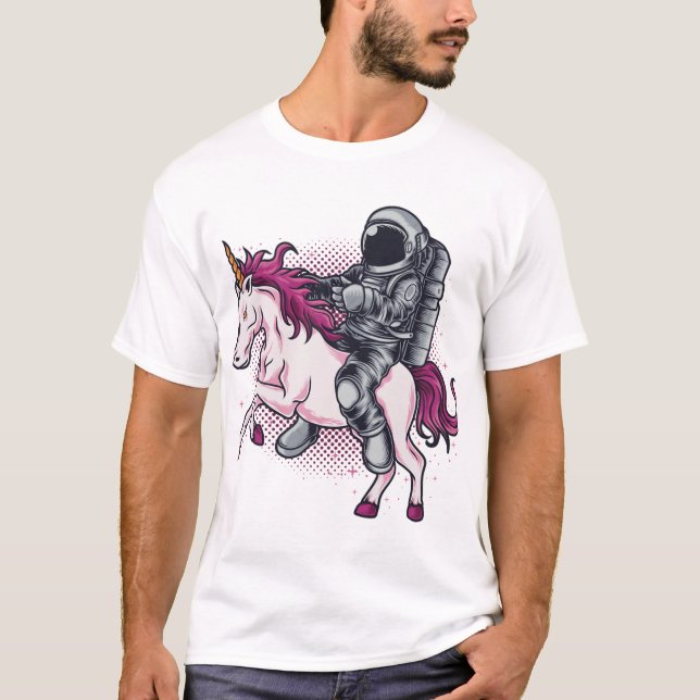 Un astronaute avec un Casquette de T-shirt Unicorn (Devant)